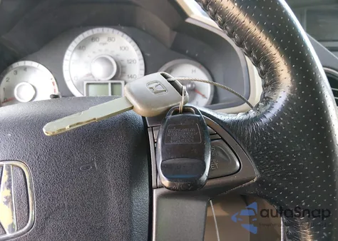 2010 Honda Pilot Ex-L z USA, uszkodzony, nr VIN 5FNYF4H57AB031287